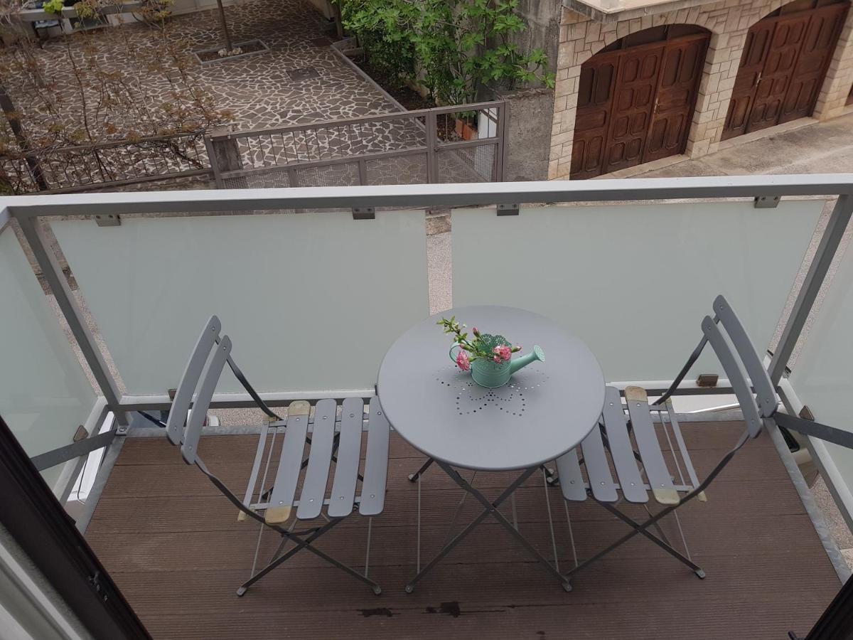 Ferienwohnung Studio Flat For 2 Makarska Exterior foto